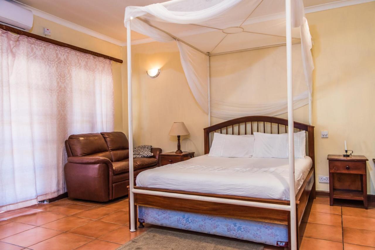 Tranquilo Resorts Лилонгве Экстерьер фото